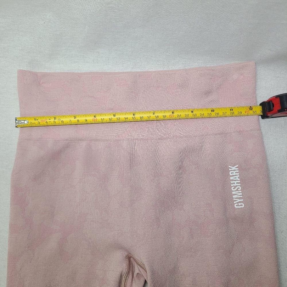 Gymshark adapt seamless leggings in light pink camo- Size medium women's - Picture 6 of 8